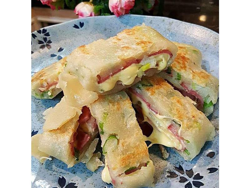 手工火腿起司香葱饼