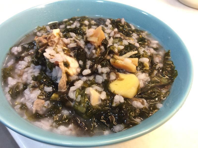 瑶柱海苔猪骨粥