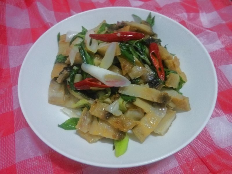 塔香鬼头刀鱼干