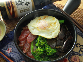 腊肠煲仔饭