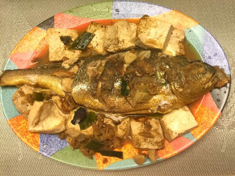 萝卜干烧黄鱼豆腐