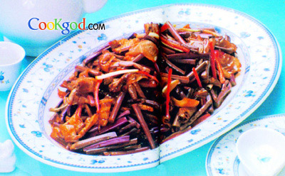 蕨炒腊鸡肠