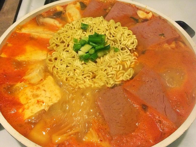 韩式部队锅-午餐肉
