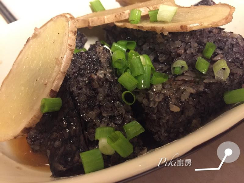麻油鸭血糕