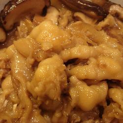 冬菇烩鹅掌