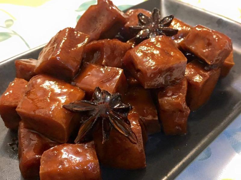 类东山鸭头版卤豆干