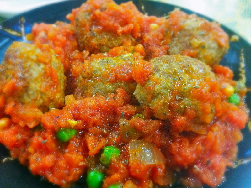意式香料番茄炖肉丸