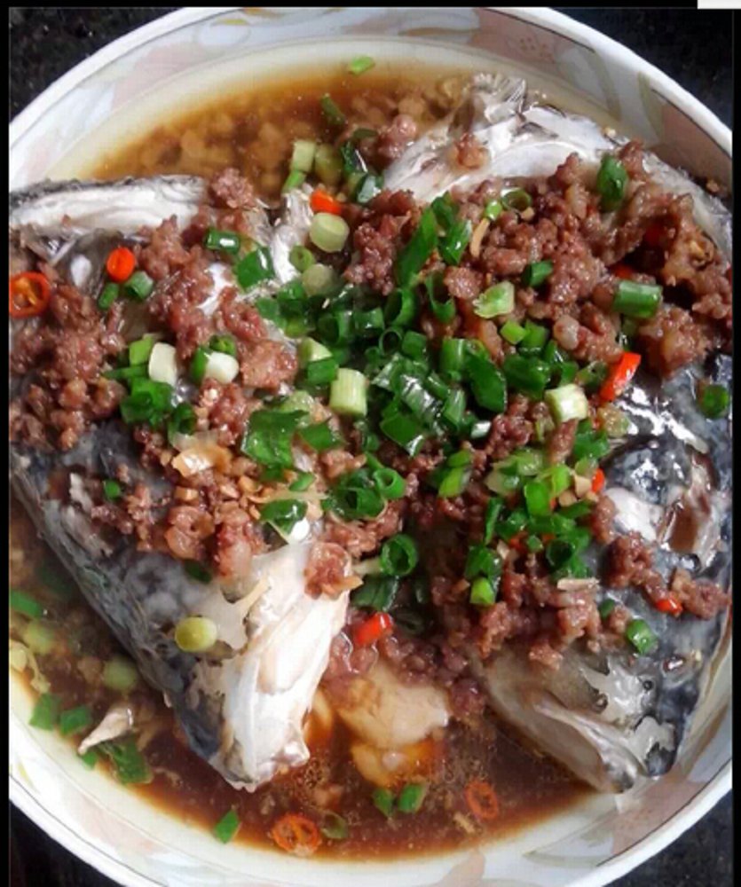 肉末蒸花鲢鱼头