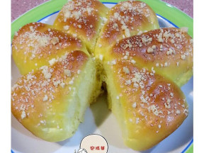 南瓜炼乳夏威夷酥花面包