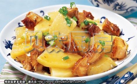 土豆蒸咸鱼