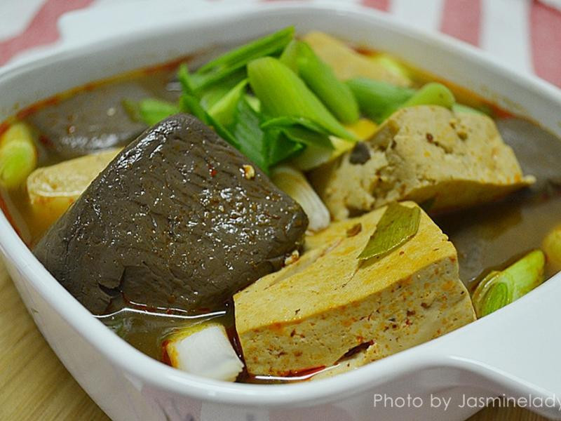 卤麻辣鸭血豆腐