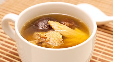 清炖母鸡汤
