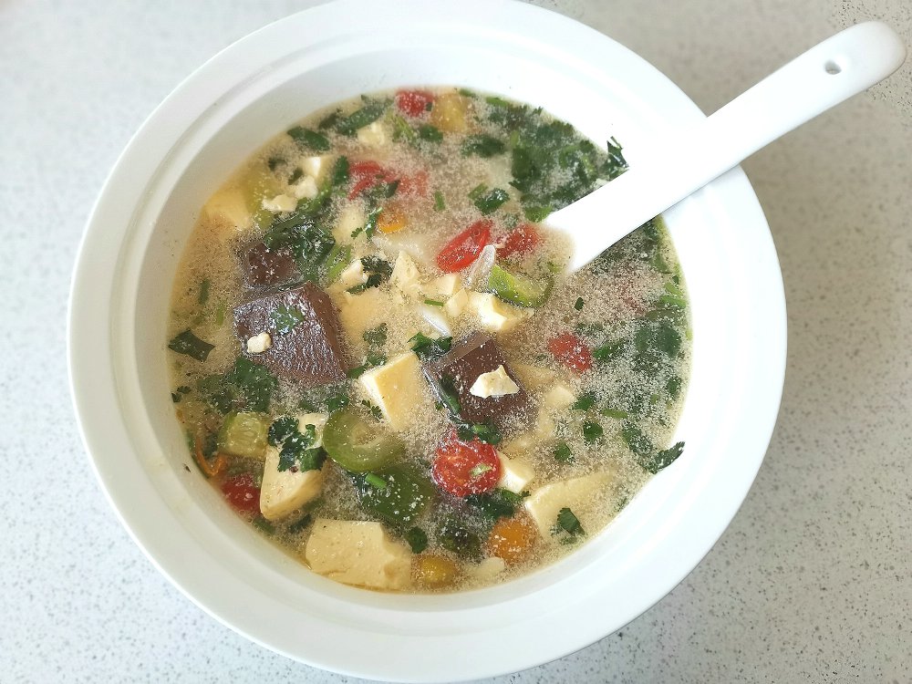火麻奶鸡蛋鸭血豆腐