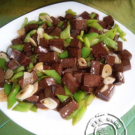 尖椒鸭血