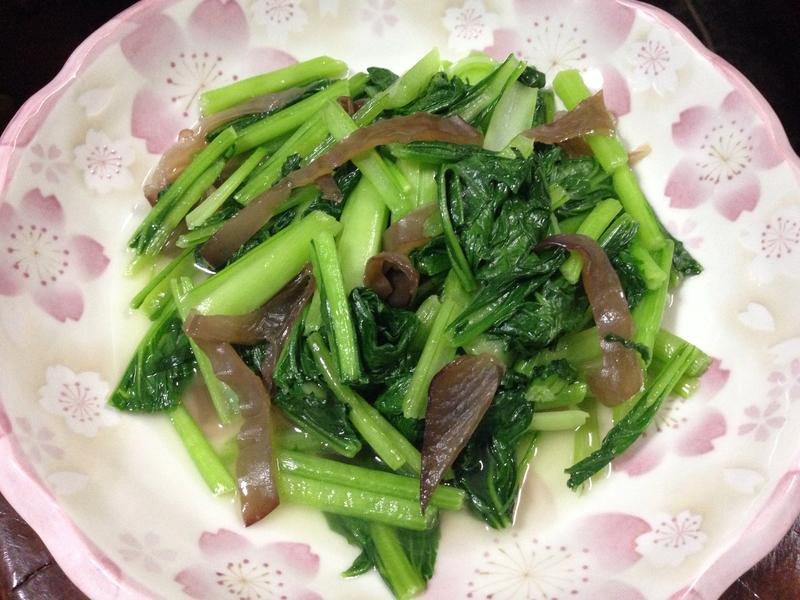 黑木耳炒油菜