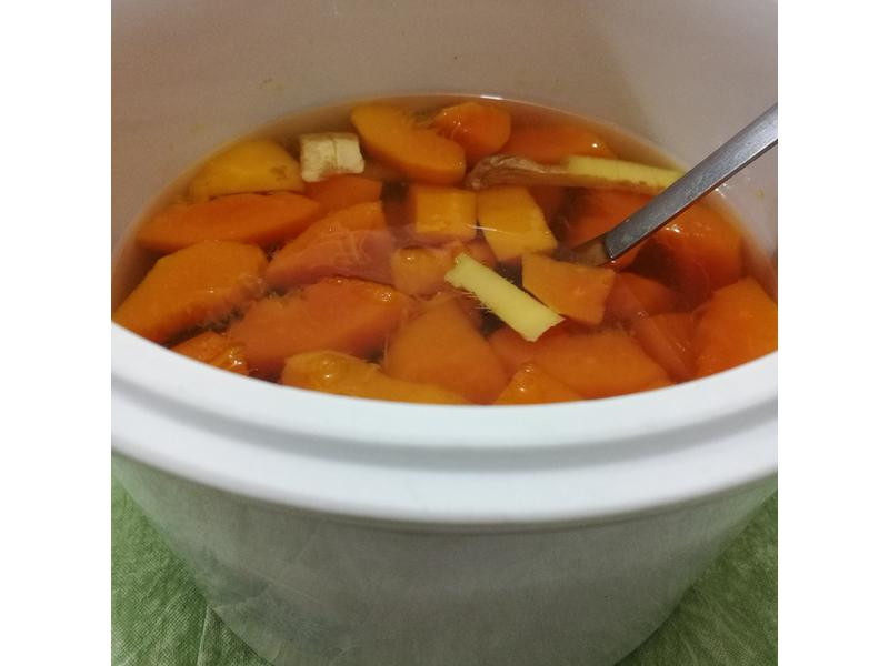 桃胶炖木瓜