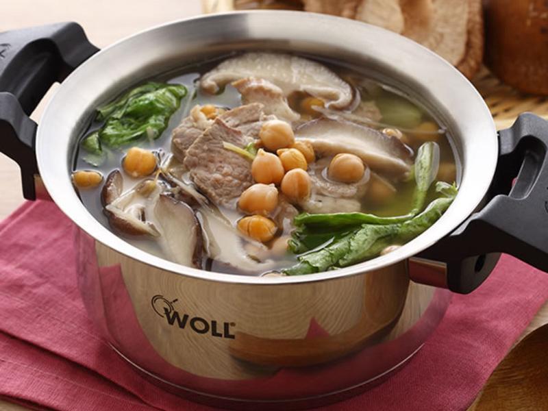 雪莲子鲜香菇肉片汤
