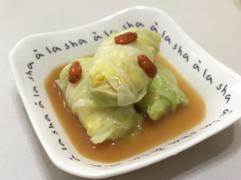 白菜姜黄豆腐卷