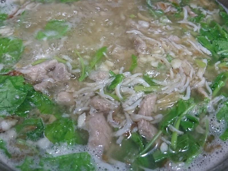 蒜味吻仔鱼肉羹