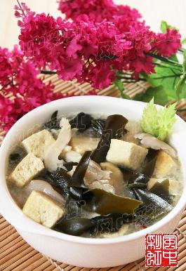 海带豆腐汤