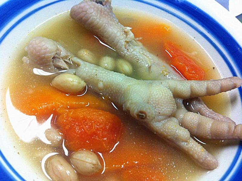 木瓜眉豆鸡脚汤