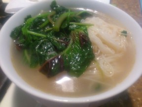 红苋菜蔴油面线