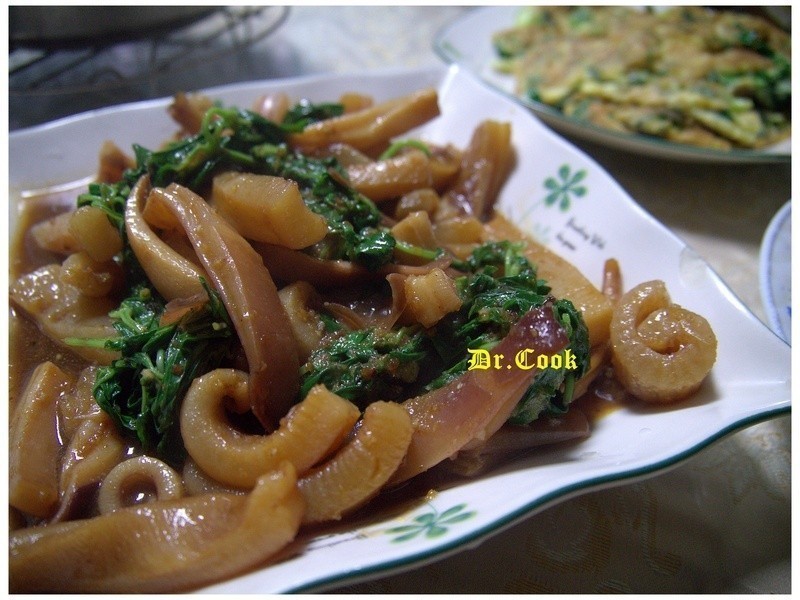 沙茶鱿鱼烫