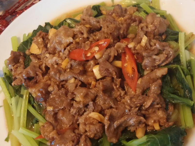 蚝油牛肉拌油菜