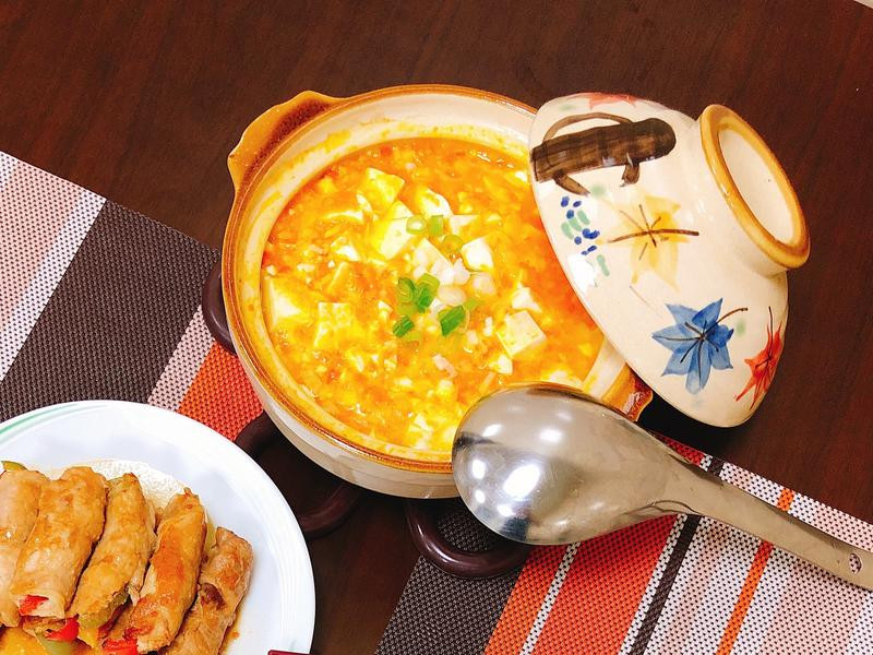 仿蟹黄豆腐煲