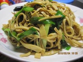 韭菜炒豆腐皮