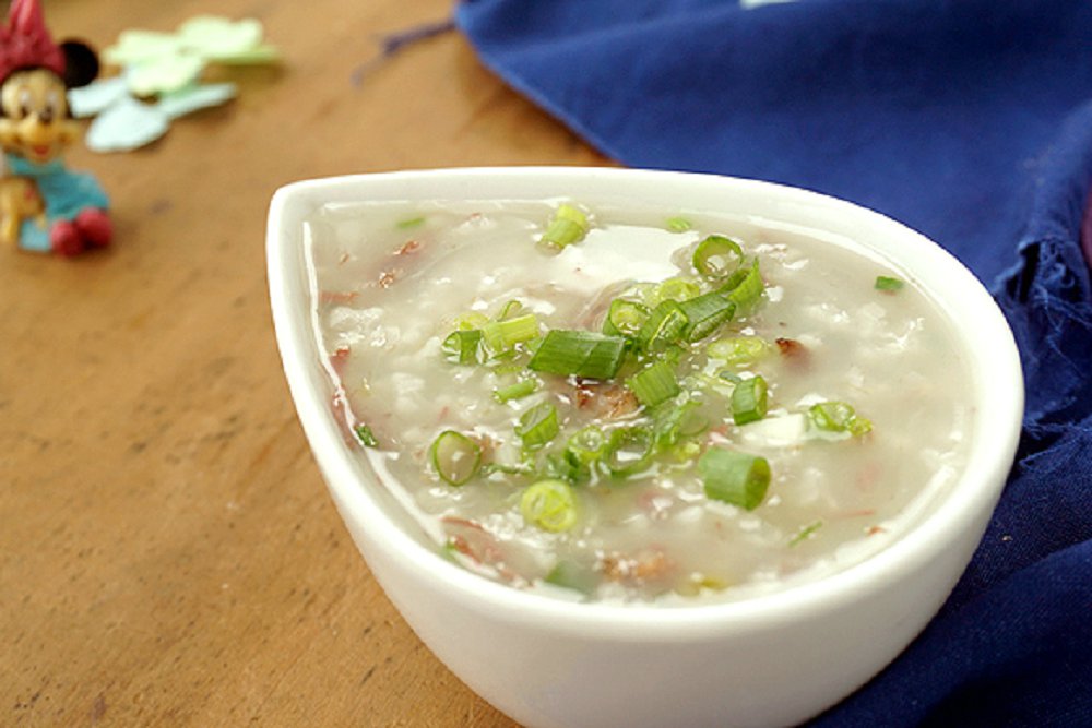 豌豆腊肉糯米粥