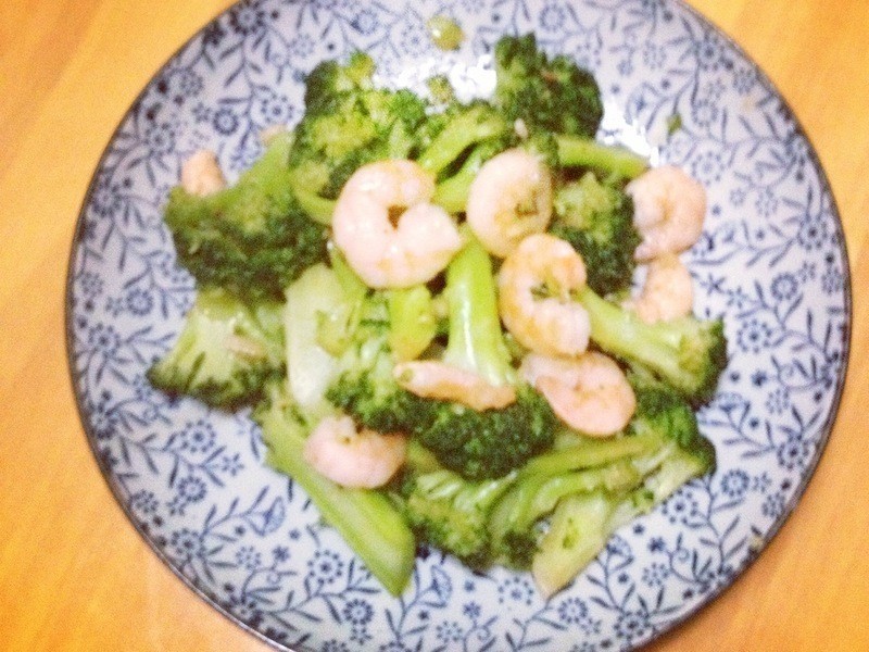 蒜蓉西兰花炒虾仁