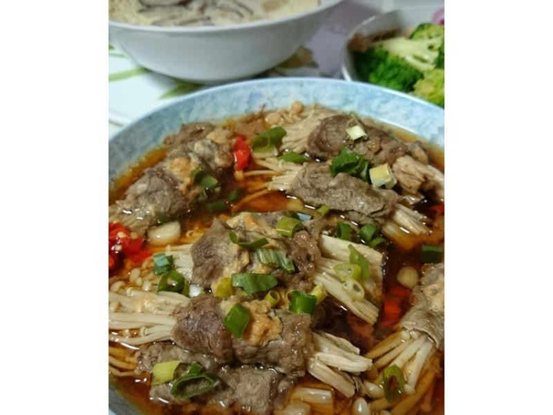 味增牛肉金针菇卷