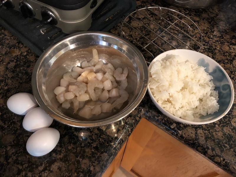 虾仁瑶柱蛋炒饭