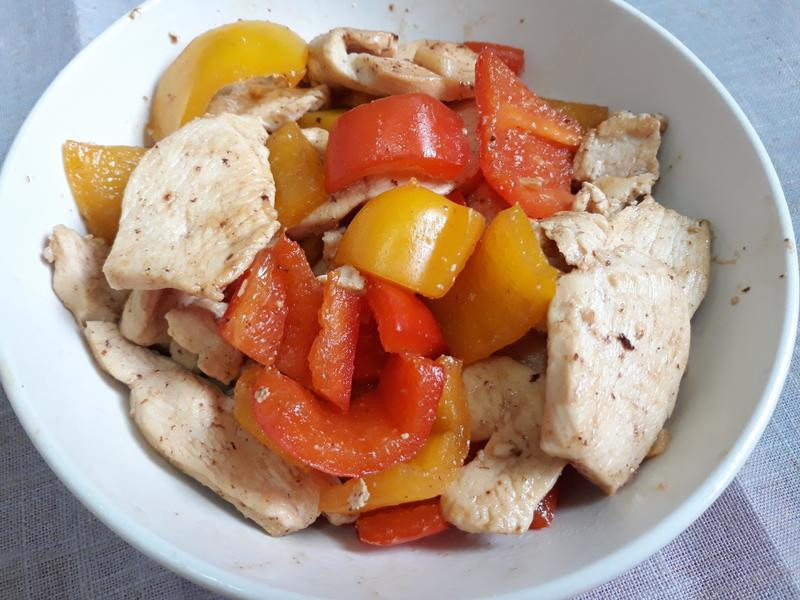 甜椒炒鸡胸肉片