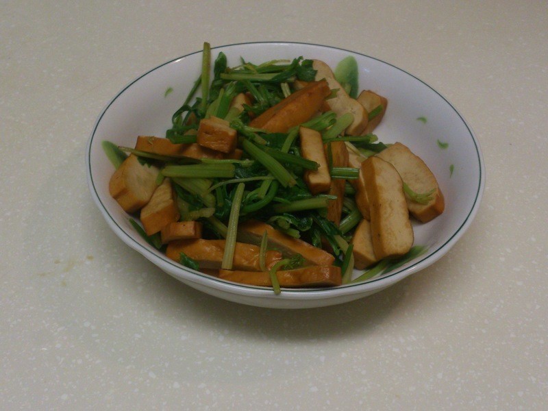 香干炒芹菜