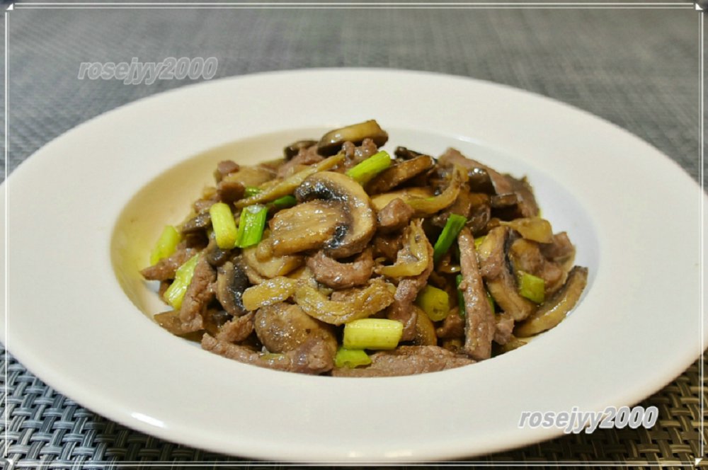 榨菜牛肉炒蘑菇