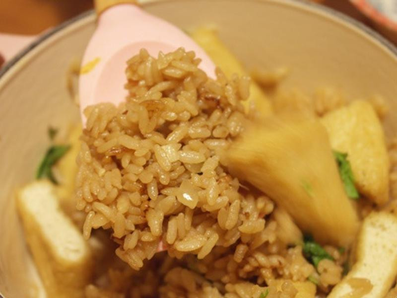油豆腐炊饭