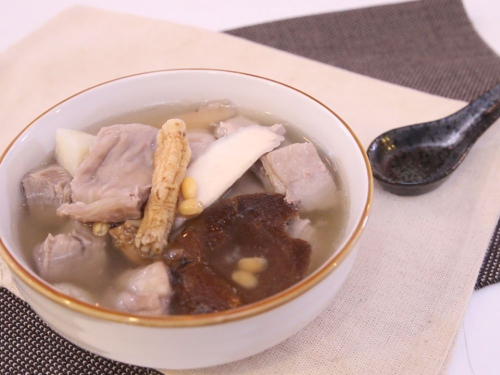 马蹄淮山党参黄豆羊肉汤