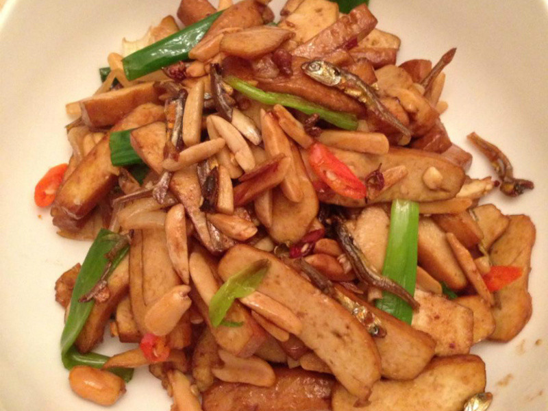 超下饭辣炒小鱼双葱豆干