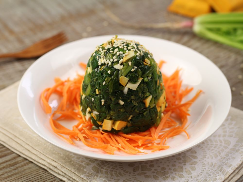 香干菠菜塔