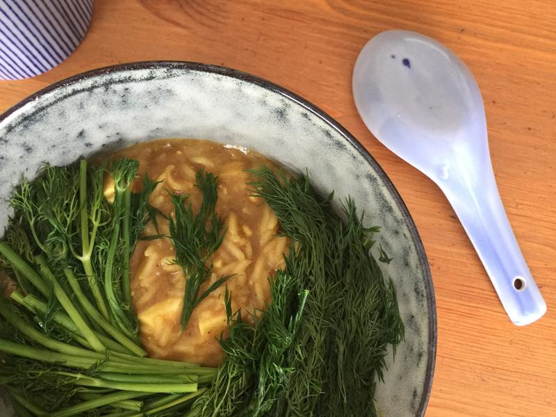 茴香鸡肉咖喱饭