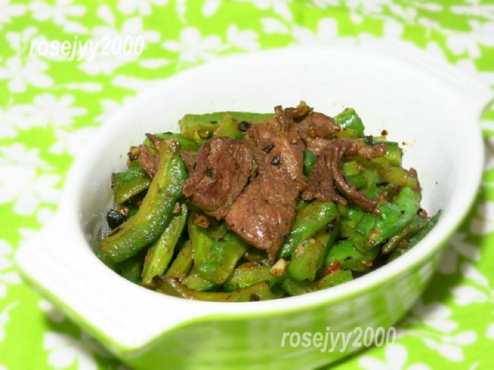 蒜头豆豉牛肉苦瓜