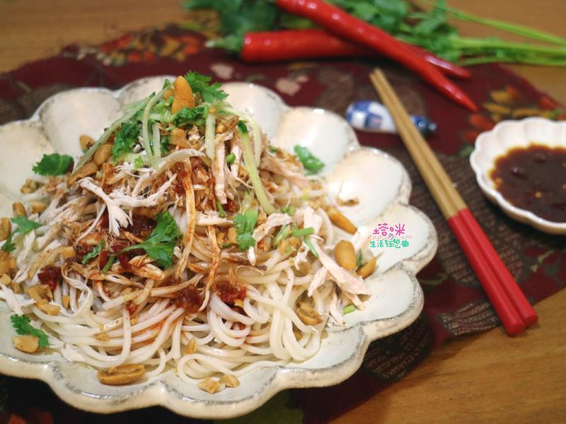 川味麻辣鸡丝凉面