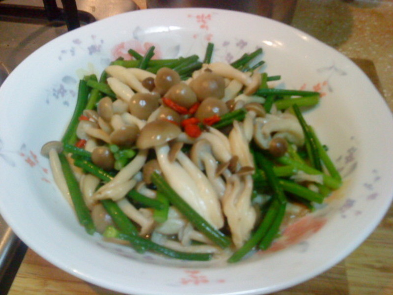 韭花菇菇