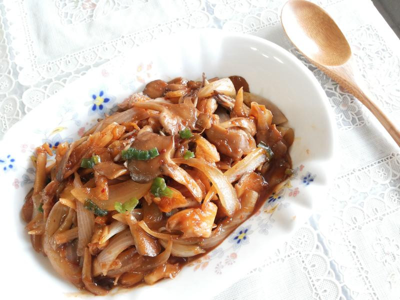 香辣韩式炒舞菇