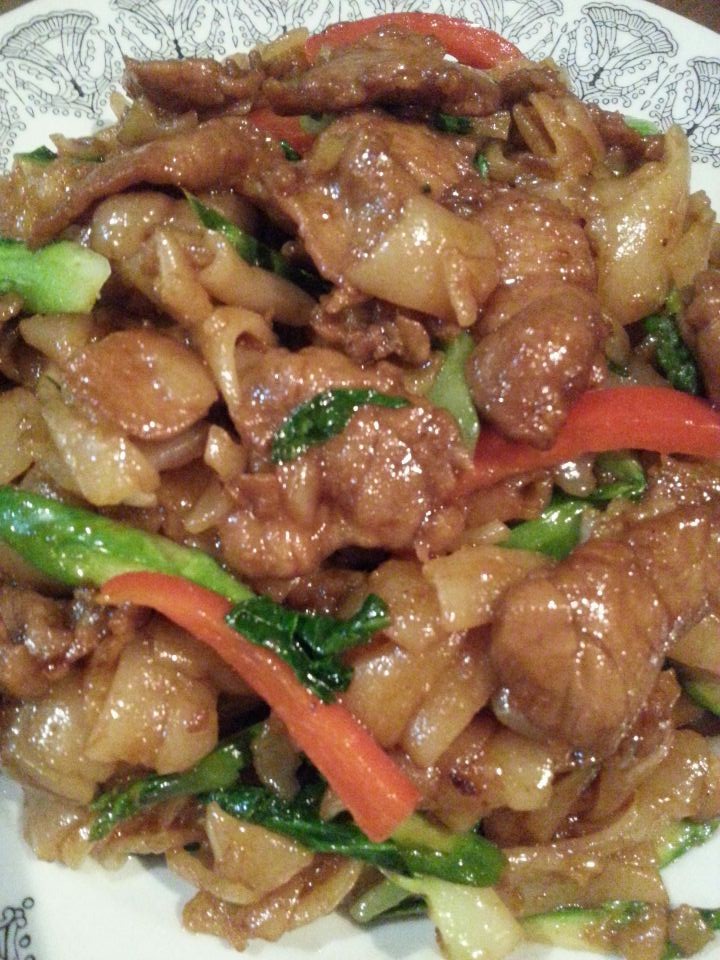 自制河粉皮&炒河粉