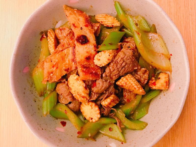 干锅牛肉炒饼
