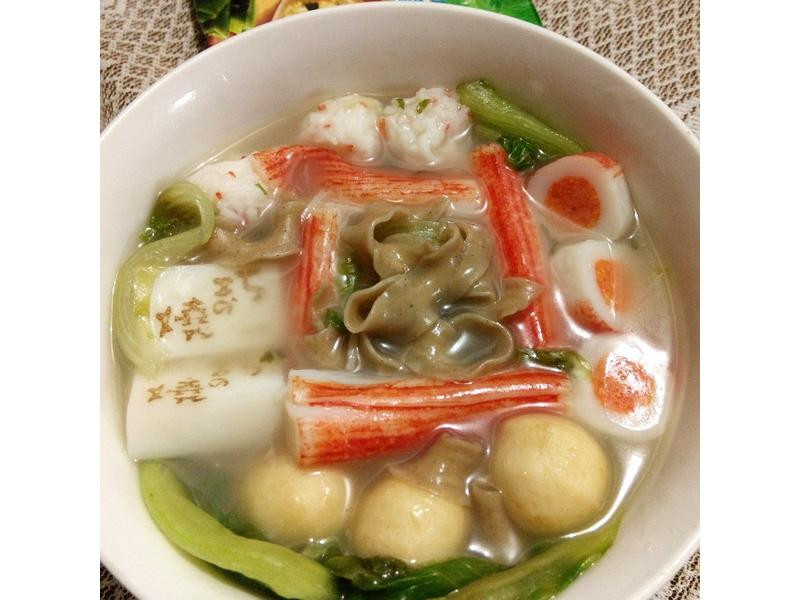 火锅荞麦海鲜面