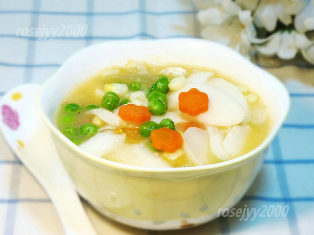 虾仁辣白菜年糕汤